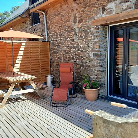 A La Memoire De Merlin & Spa Saint-Malon-sur-Mel Εξωτερικό φωτογραφία