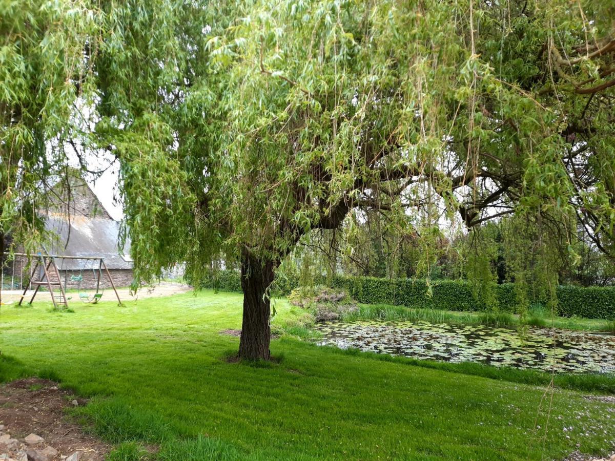 A La Memoire De Merlin & Spa Saint-Malon-sur-Mel Εξωτερικό φωτογραφία